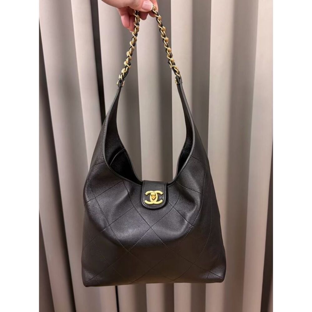 Chanel Women Pre-Loved Bag Very Good Condition